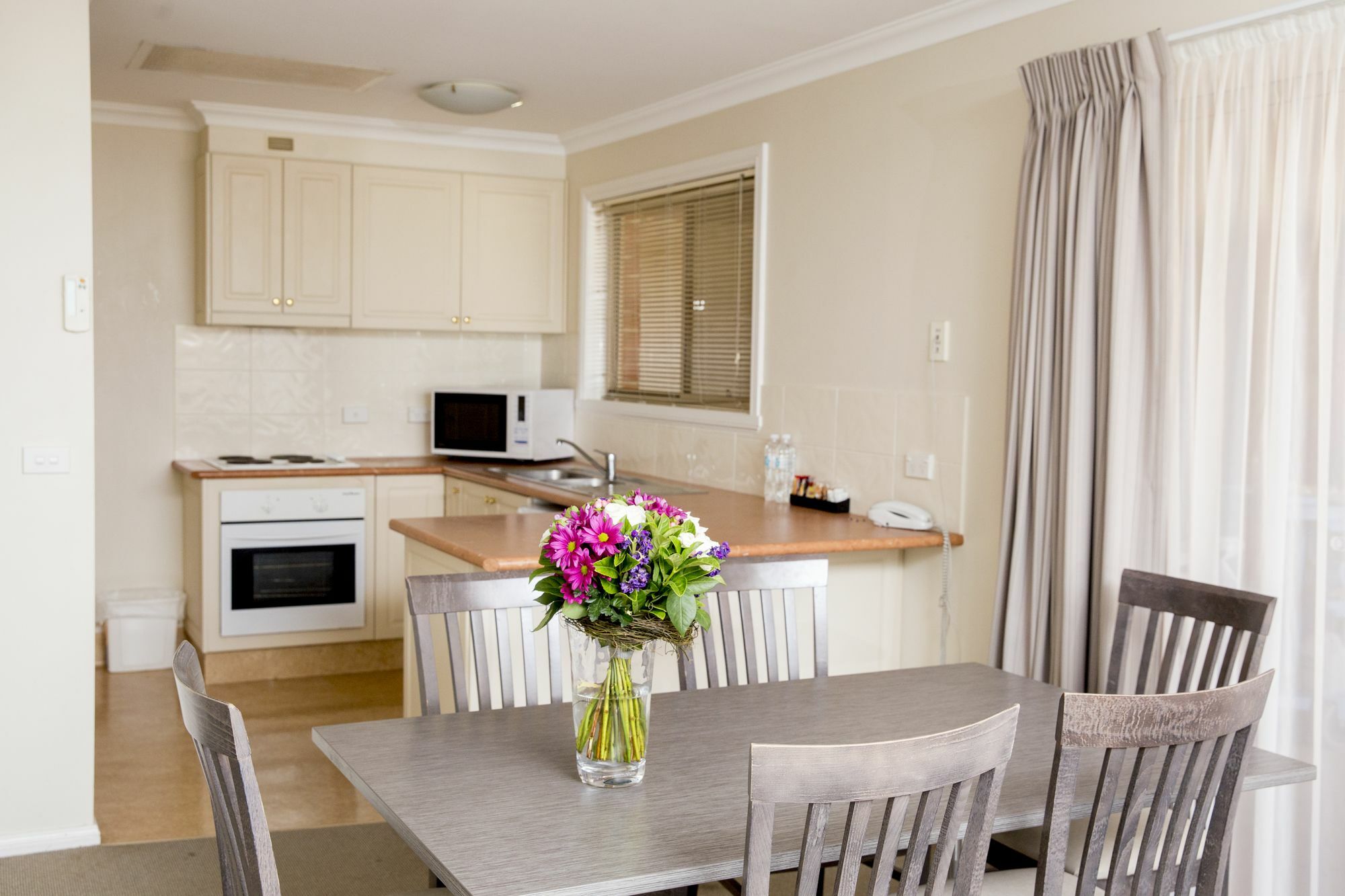 Charlotte Apartments Bathurst Exterior foto